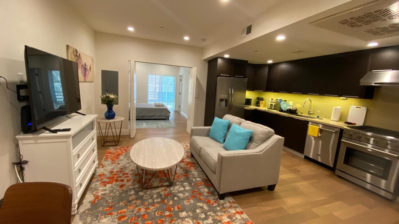 לוס אנג'לס Gorgeous Apt With Parking In Ktown La מראה חיצוני תמונה